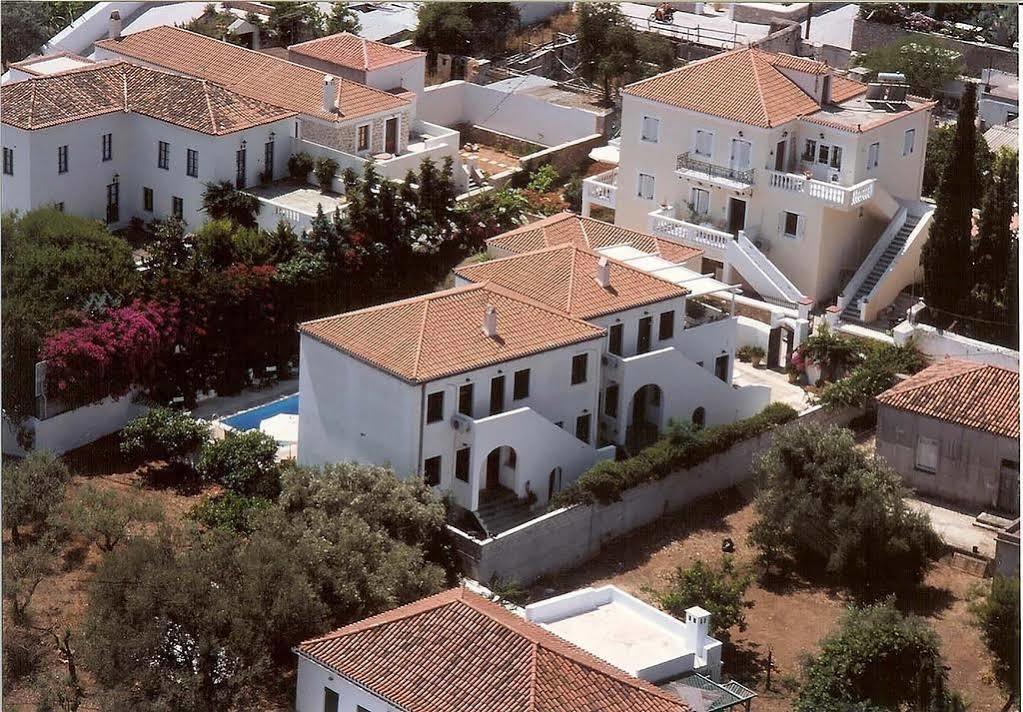 Spetses Retreat Accommodation Exterior foto